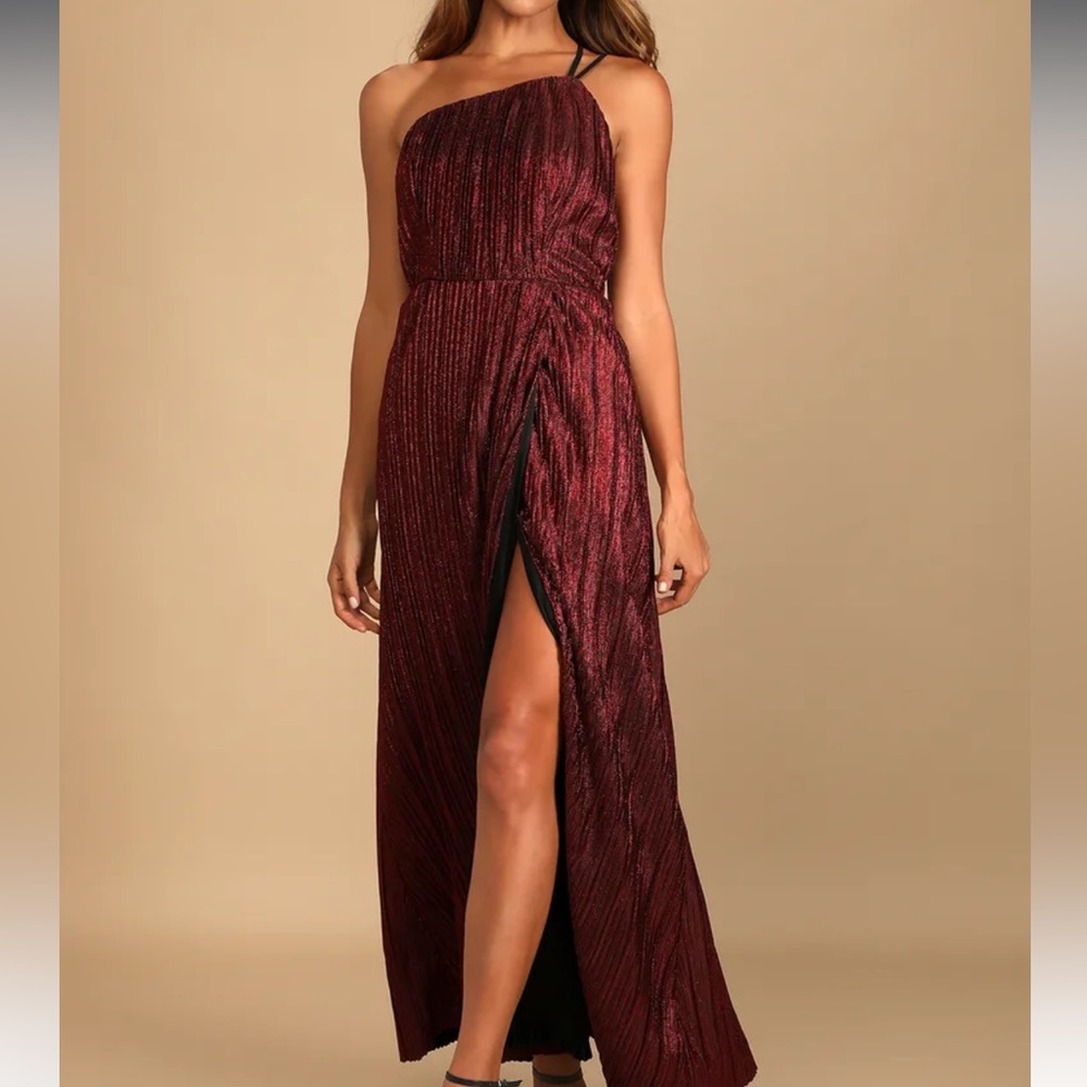 Lulu's Burgundy One-Shoulder Metallic Gown